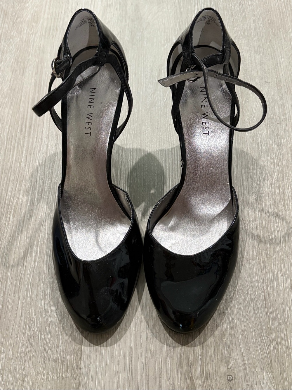 Nine West Women’s Black Patent Leather Ankle Strap High Heel Pumps Size 7M